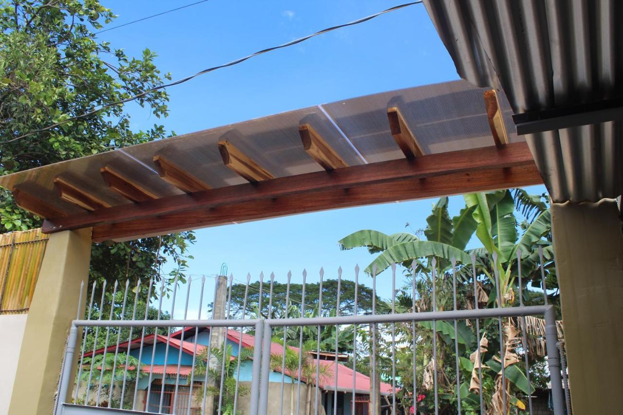Ninie'S Place Puerto Princesa Exterior photo