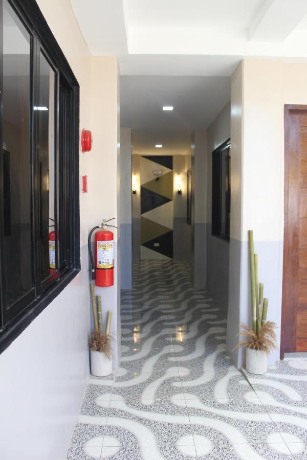 Ninie'S Place Puerto Princesa Exterior photo